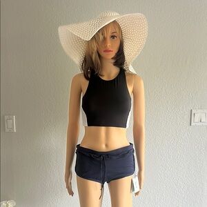 ❤️Elegant Black and White Swim Coverup🌸